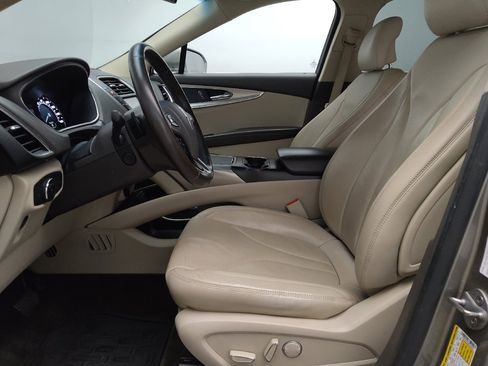 Used 2016 Lincoln MKX Reserve w/ Technology Package image 17