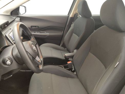 Used 2024 Nissan Kicks S FWD image 17