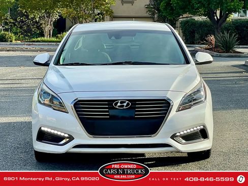 Used 2017 Hyundai Sonata Limited image 3