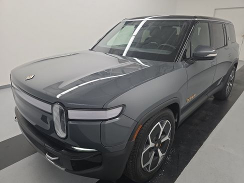 Used 2024 Rivian R1S Adventure AWD/4WD image 1