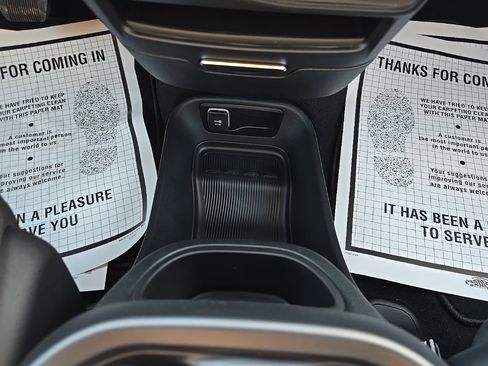 New 2026 Chrysler Pacifica Select w/ S Appearance Package image 36