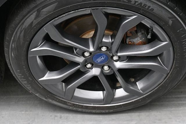 Used 2018 Ford Fusion SE w/ Equipment Group 201A FWD image 33