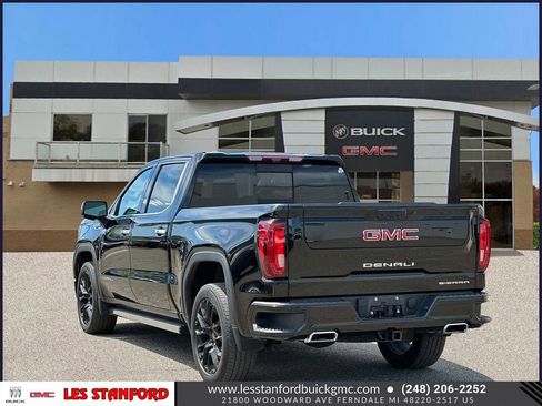 Used 2023 GMC Sierra 1500 Denali w/ Denali Reserve Package AWD/4WD image 4