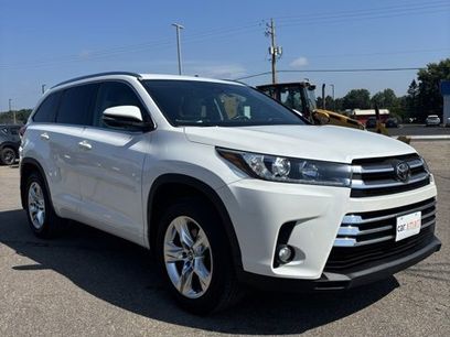 Used 2017 Toyota Highlander Limited