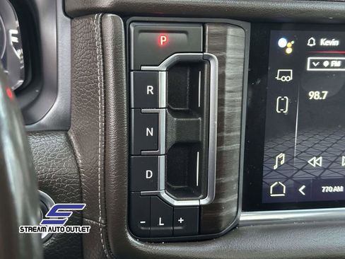 Used 2022 GMC Yukon XL Denali image 29