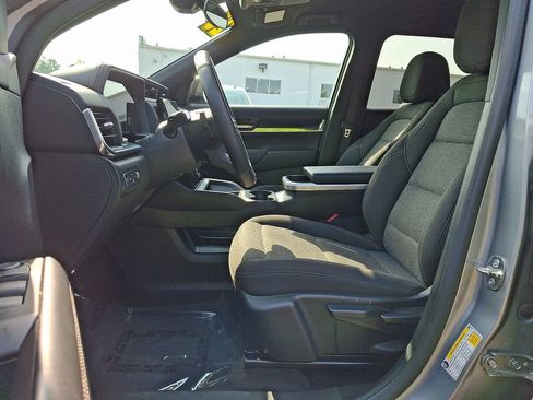 Used 2025 GMC Terrain Elevation AWD/4WD image 13