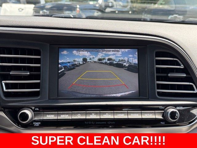 Used 2020 Hyundai Elantra Limited FWD image 24