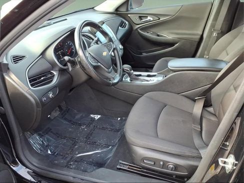 Used 2022 Chevrolet Malibu RS image 11