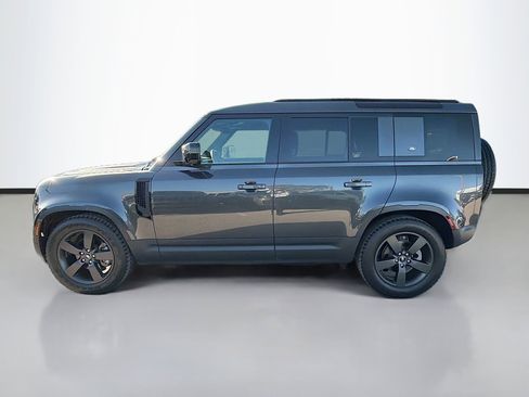 Used 2024 Land Rover Defender 110 S AWD/4WD image 7
