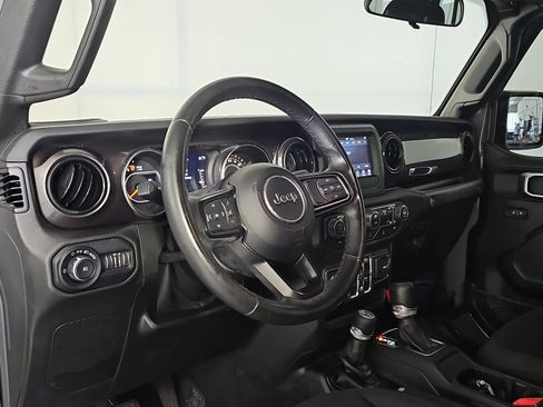 Used 2019 Jeep Wrangler Unlimited Sport AWD/4WD image 12