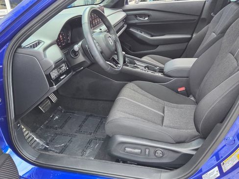 Certified 2024 Honda Accord Sport image 9