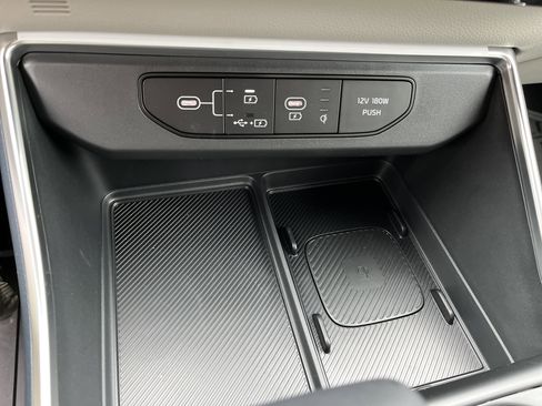 New 2026 Kia Carnival EX image 13