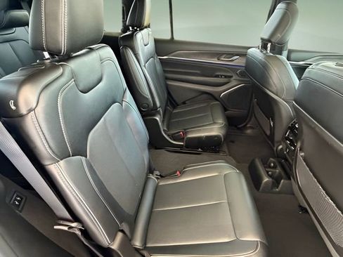 Used 2024 Jeep Grand Cherokee L Overland image 38