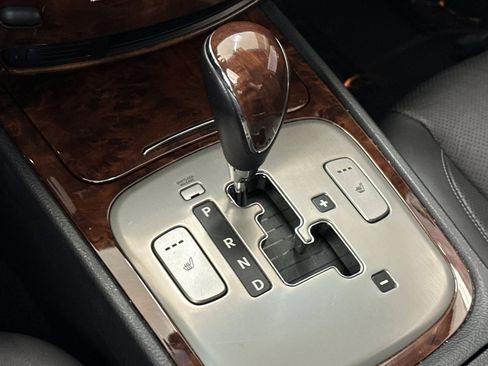 Used 2009 Hyundai Genesis 3.8 image 18