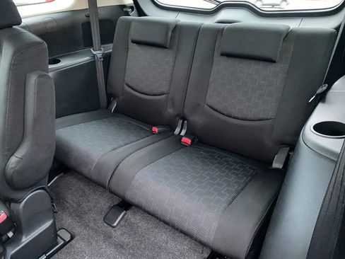 Used 2010 MAZDA MAZDA5 Sport image 20