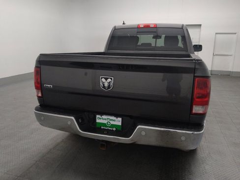 Used 2020 RAM 1500 Classic SLT w/ Luxury Group image 7