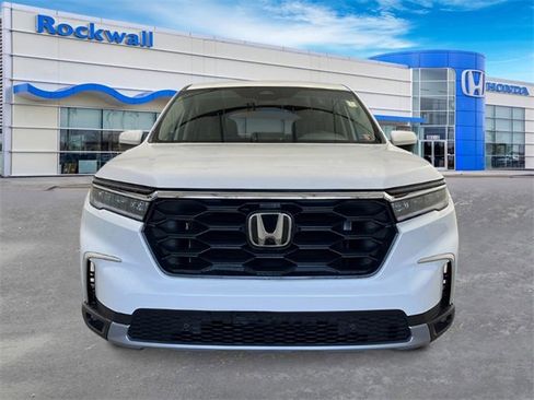 New 2025 Honda Pilot EX-L image 10