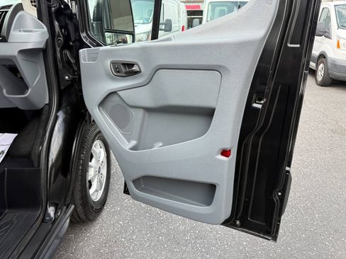 Used 2015 Ford Transit 250 148 Medium Roof RWD image 28
