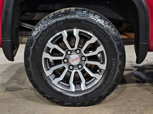 Used 2020 GMC Sierra 1500 AT4 w/ AT4 Premium Package image 17