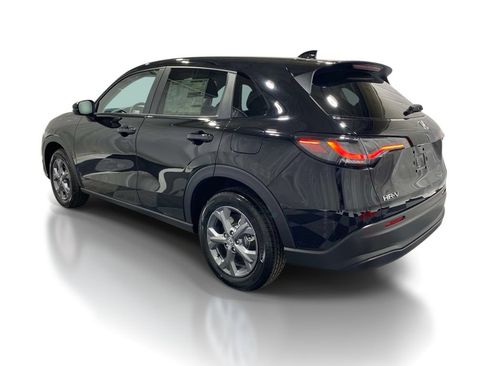 New 2026 Honda HR-V LX image 2