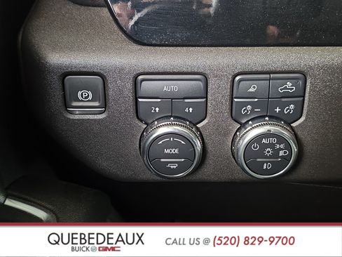 Used 2025 GMC Sierra 1500 Elevation w/ Elevation Premium Package AWD/4WD image 27