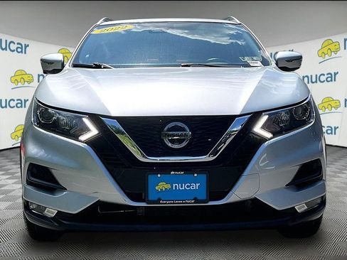 Used 2022 Nissan Rogue Sport SV w/ Technology Package AWD/4WD image 2