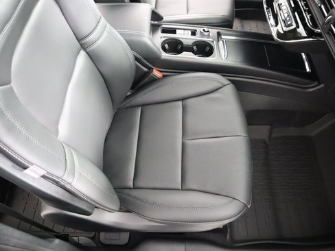 New 2025 Lincoln Corsair FWD w/ Equipment Group 101A image 12