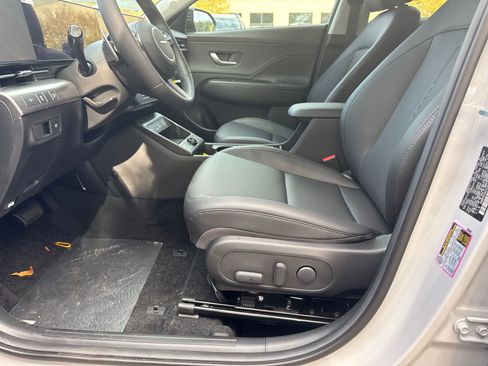 New 2026 Hyundai Kona SEL Premium image 9