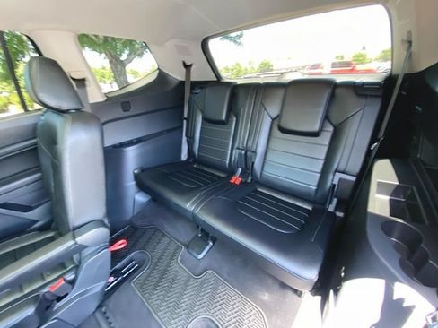 Used 2019 Volkswagen Atlas SEL Premium AWD/4WD image 24