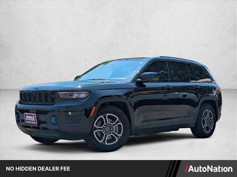 Used 2023 Jeep Grand Cherokee Trailhawk w/ Advanced Protech Group II AWD/4WD image 1