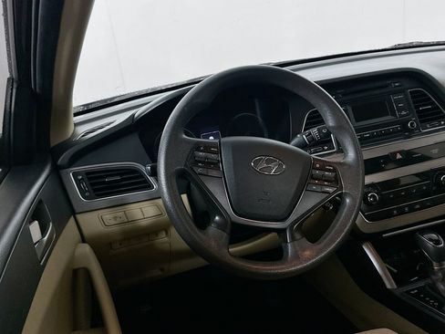 Used 2017 Hyundai Sonata SE FWD image 18