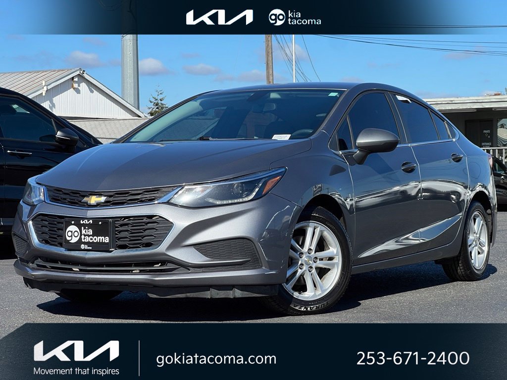 Used 2018 Chevrolet Cruze LT w/ Convenience Package FWD image 1