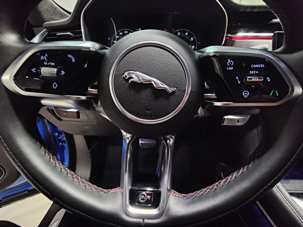 Used 2023 Jaguar F-PACE SVR AWD/4WD image 31