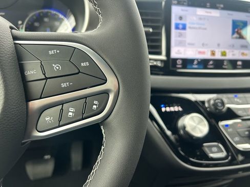 New 2026 Chrysler Voyager LX image 26