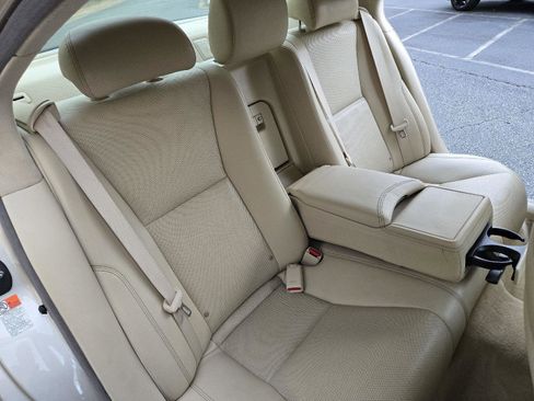 Used 2015 Lexus LS 460 w/ Comfort Package image 22