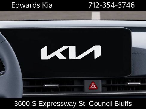 New 2026 Kia Carnival EX FWD image 22