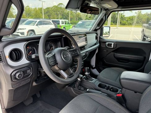 Used 2024 Jeep Wrangler Sport AWD/4WD image 24