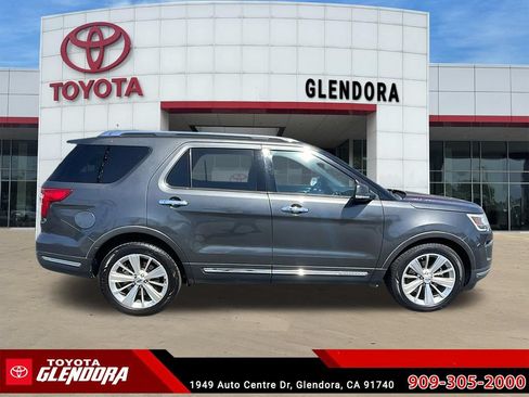 Used 2019 Ford Explorer Limited w/ Class III Trailer Tow Package FWD image 2