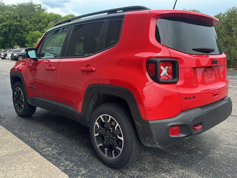 Used 2023 Jeep Renegade Trailhawk AWD/4WD image 7