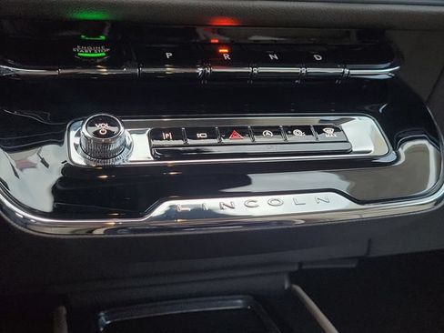 Certified 2024 Lincoln Corsair FWD image 28
