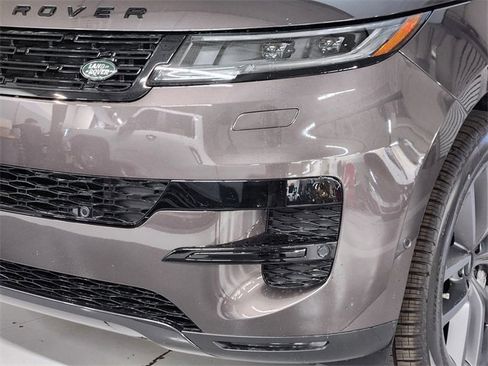 New 2026 Land Rover Range Rover Sport SE image 12