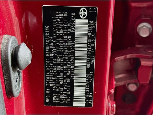 Used 2024 Toyota Corolla LE image 12