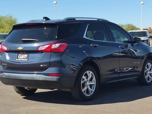 Used 2018 Chevrolet Equinox Premier FWD image 3