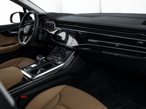 Certified 2024 Audi Q7 3.0T Premium Plus AWD/4WD image 8