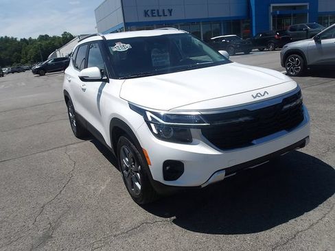 Certified 2024 Kia Seltos S AWD/4WD image 1