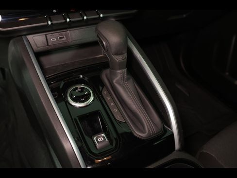 Used 2025 Chevrolet Colorado W/T w/ WT Custom Package image 27