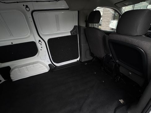 Used 2021 Nissan NV200 SV w/ Back Door Glass Package image 12