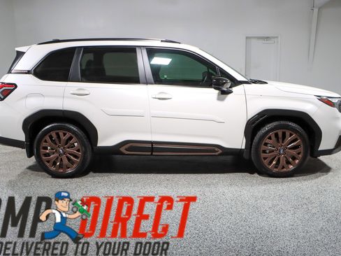 Used 2025 Subaru Forester Sport AWD/4WD image 6