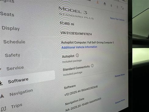 Used 2021 Tesla Model 3 Standard Range Plus image 24