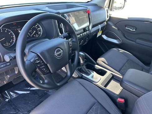 New 2026 Nissan Frontier SV w/ Tow Package AWD/4WD image 12